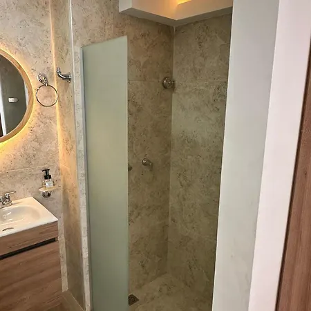 U-go Retiro Costero En - Crespo Apartamento *